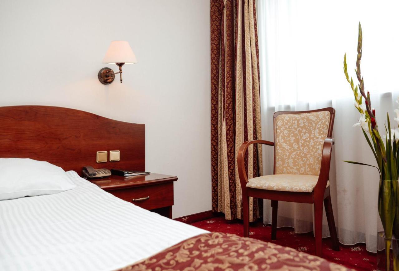 Hotel Sympozjum & Spa Krakow Bagian luar foto