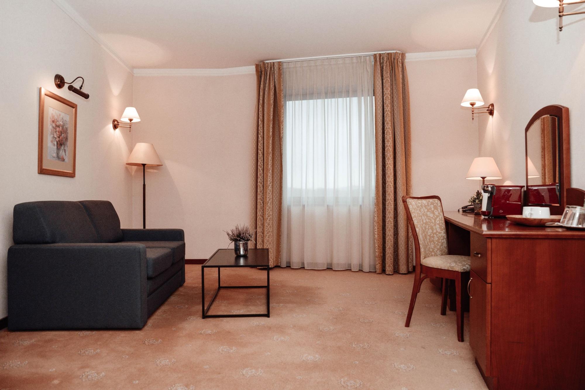 Hotel Sympozjum & Spa Krakow Bagian luar foto