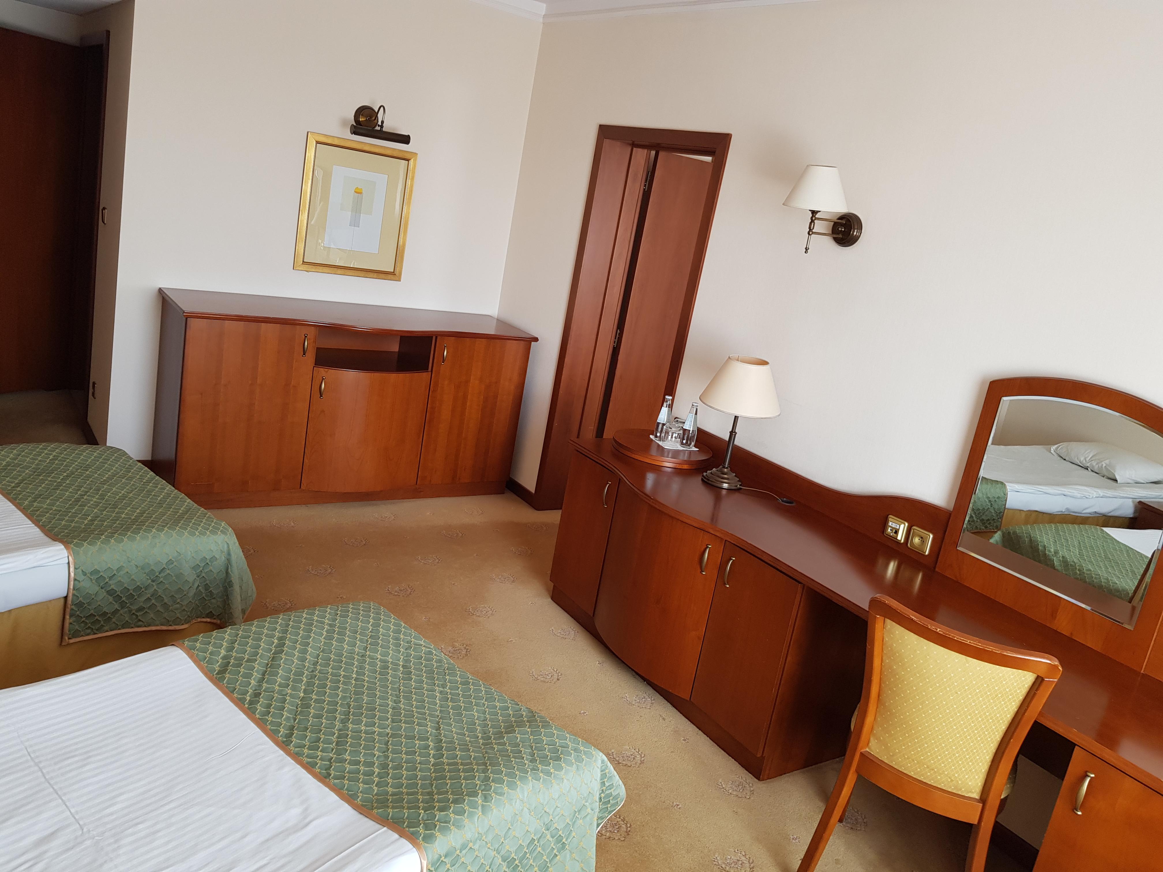 Hotel Sympozjum & Spa Krakow Bagian luar foto