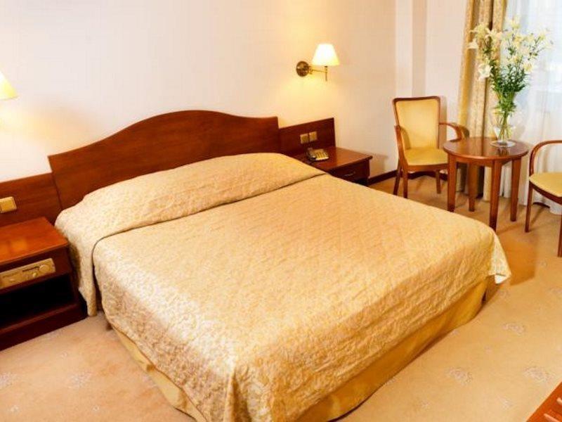 Hotel Sympozjum & Spa Krakow Bagian luar foto
