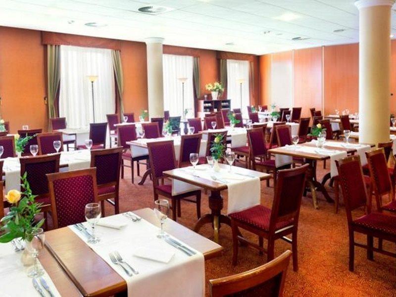 Hotel Sympozjum & Spa Krakow Bagian luar foto