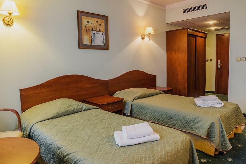 Hotel Sympozjum & Spa Krakow Bagian luar foto